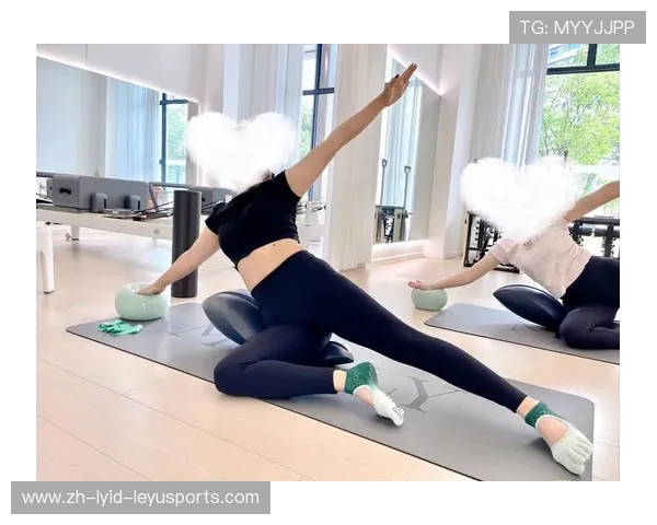 推荐女生健身器材塑形减脂双效训练方案