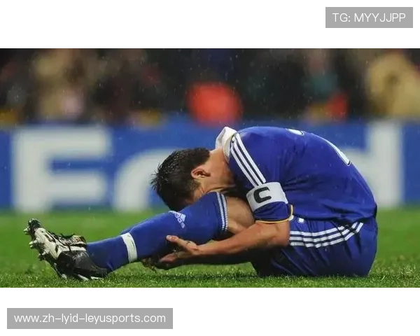 特里在欧冠决赛中的关键表现及战术影响分析